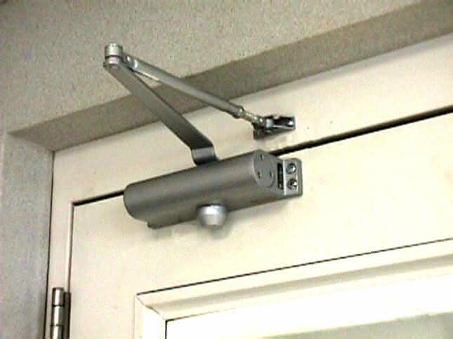 DoorCloser