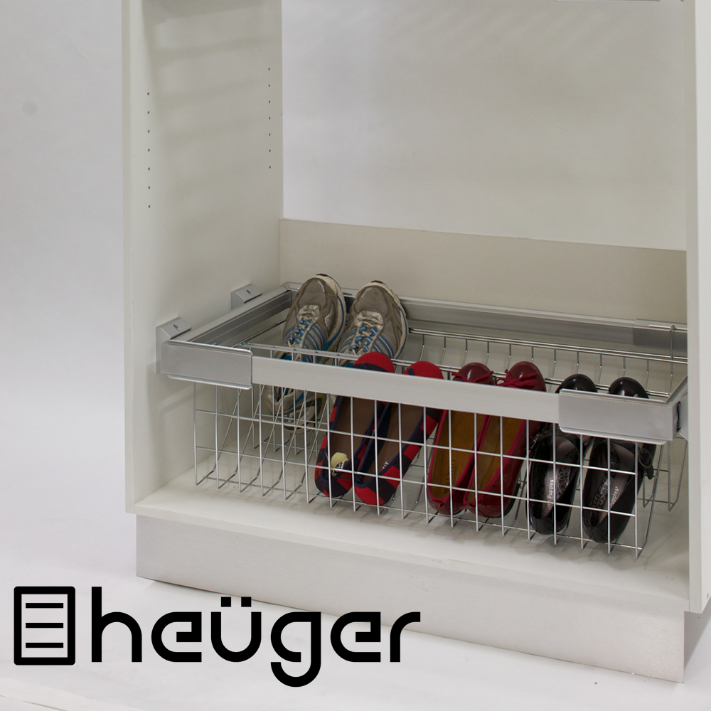 Pull out shoe rack
