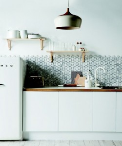 tile_blue_splashback_kitchen_reno