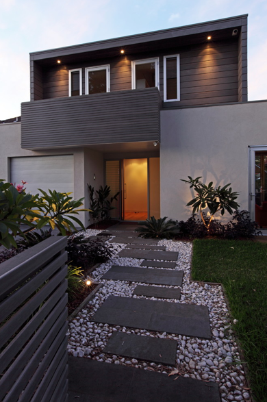 Home_Entrance_3