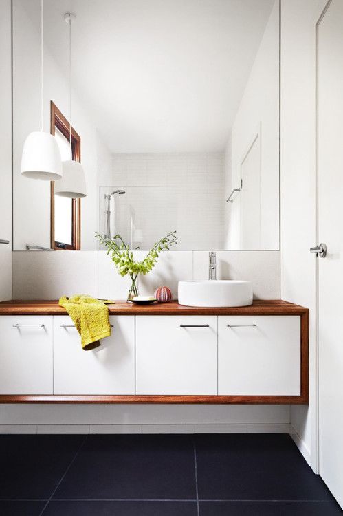 bathroom_storage_reno_store