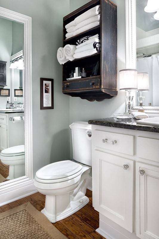 bathroom_storage_reno_store