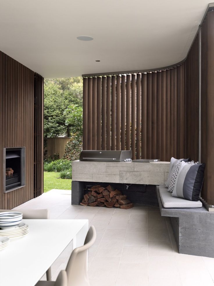 renovator_store_spring_bbq