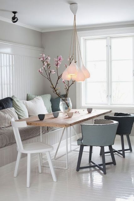 banquette-storage-eating-living-dining