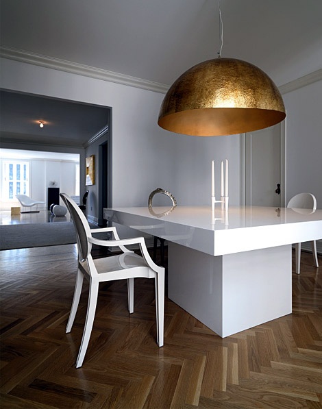 lighting-fixture-minimalist-bold-contemporary-brass-white