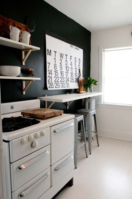 breakfast-bar-side-wall-ledge-relax