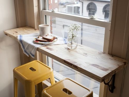 Breakfast-bar-window-ledgel-room-space-view-coffee-morning