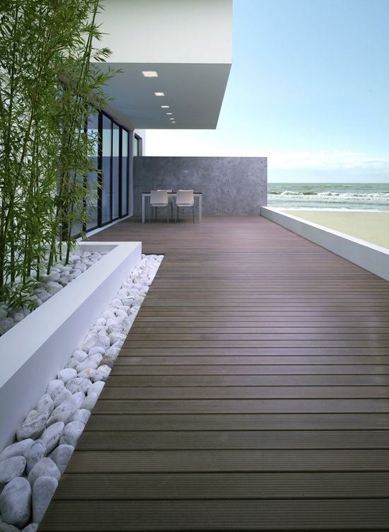 deck-stain-restain-maintenance-project-renovation