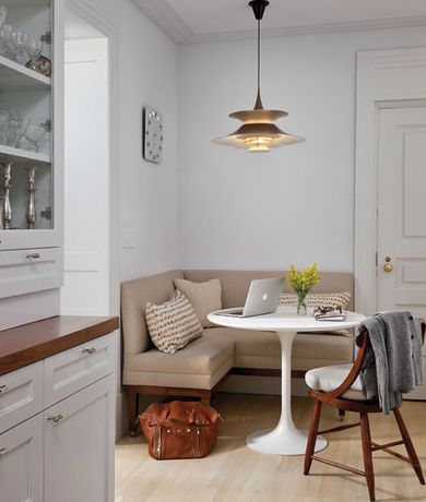 kitchen-nook-couch-sofa-living-space-zoned-shared