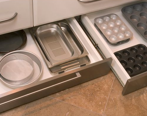 kitchen-storage-kickboard-drawers