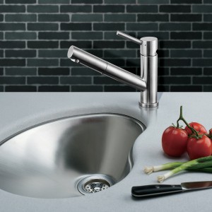 oskar-stainless-steel-kitchen-mixer-brushed-pull-out