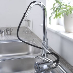Kitchen-mixer-pull-out-function