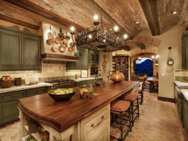 DP_Thomas-Oppelt-italian-style-kitchen_s4x3.jpg.rend.hgtvcom.616.462