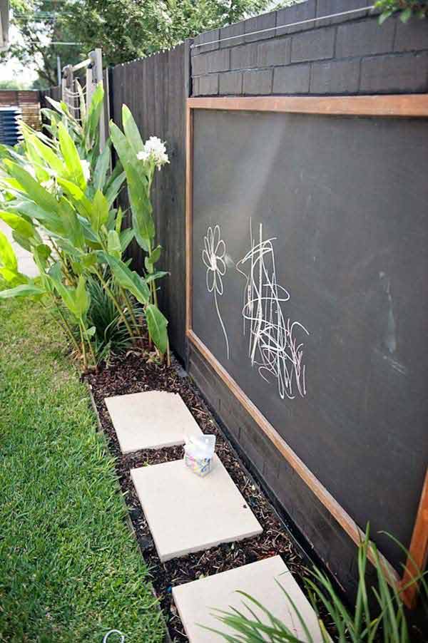 kid-friendly DIY chalkboard