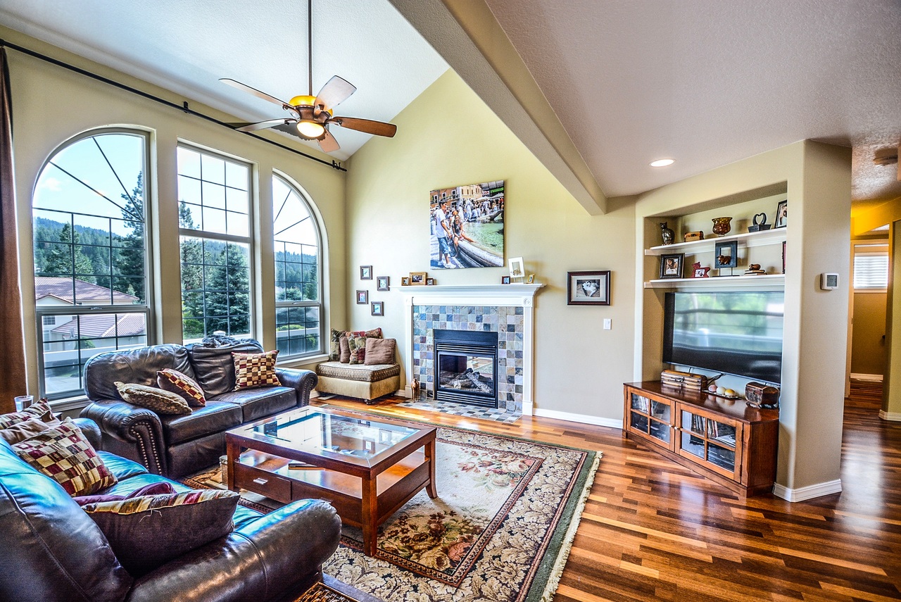 home-living-house-windows-view-family-room
