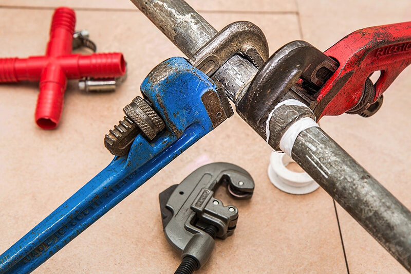 Fix a Plumbing Problem plumber tools