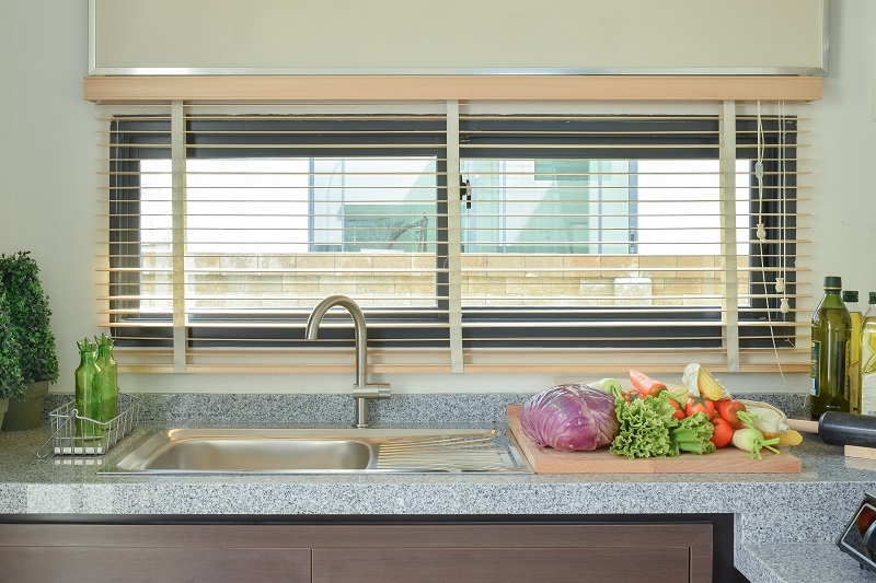 kitchen sink window blinds vegetables on kitchen sink