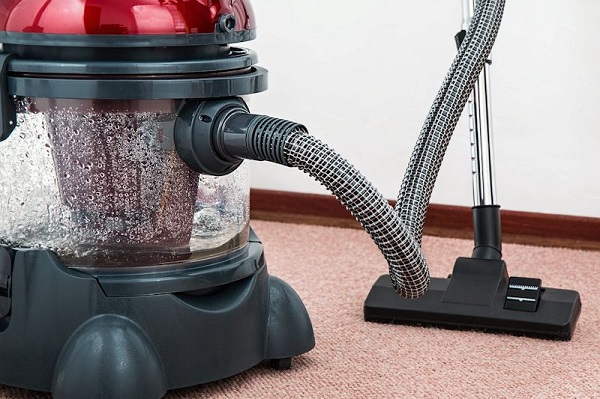 vacuum cleaner vacuum during renovation